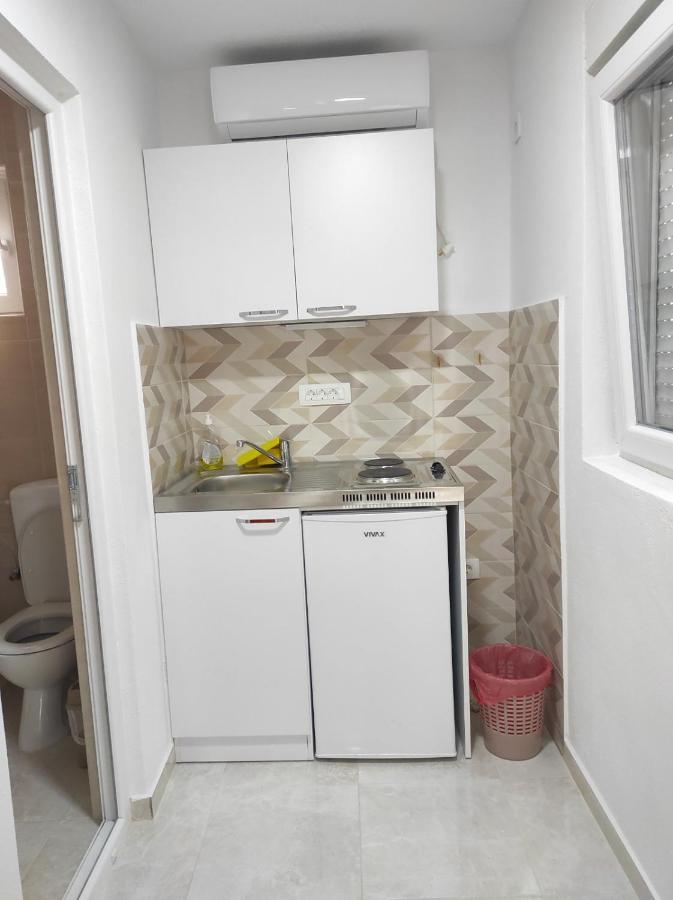 Apartmani Ceca 012 Сутоморе Экстерьер фото